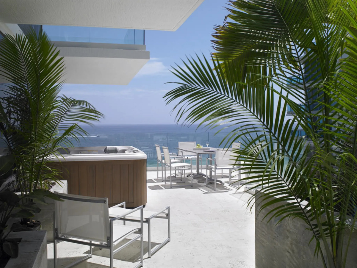 Grand Beach Hotel Surfside