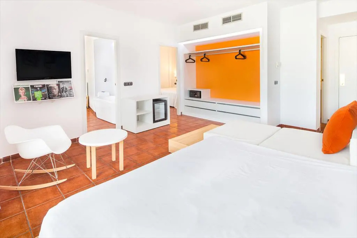 Отель THB Ocean Beach - Adults Only