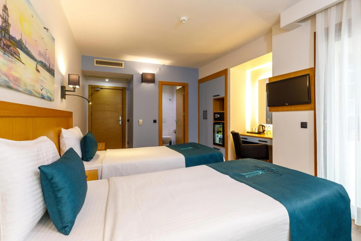 Alma Hotel