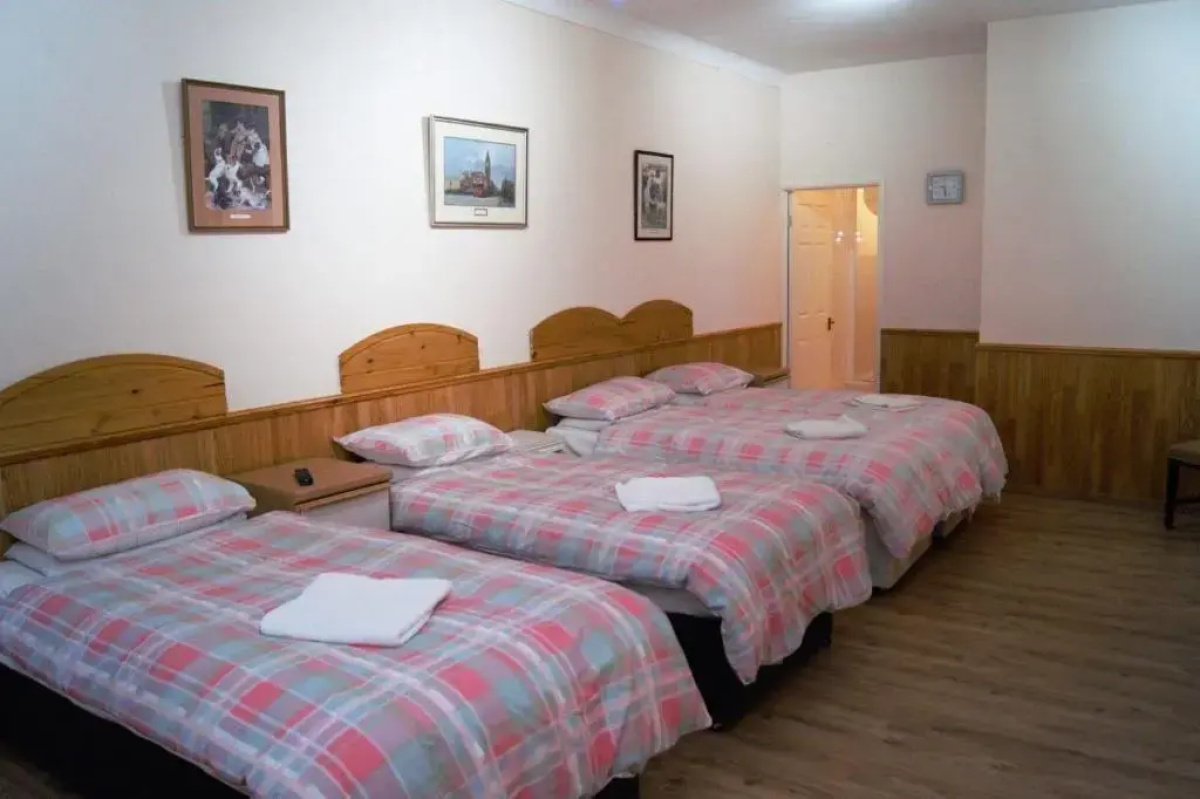 Dharma Lodge