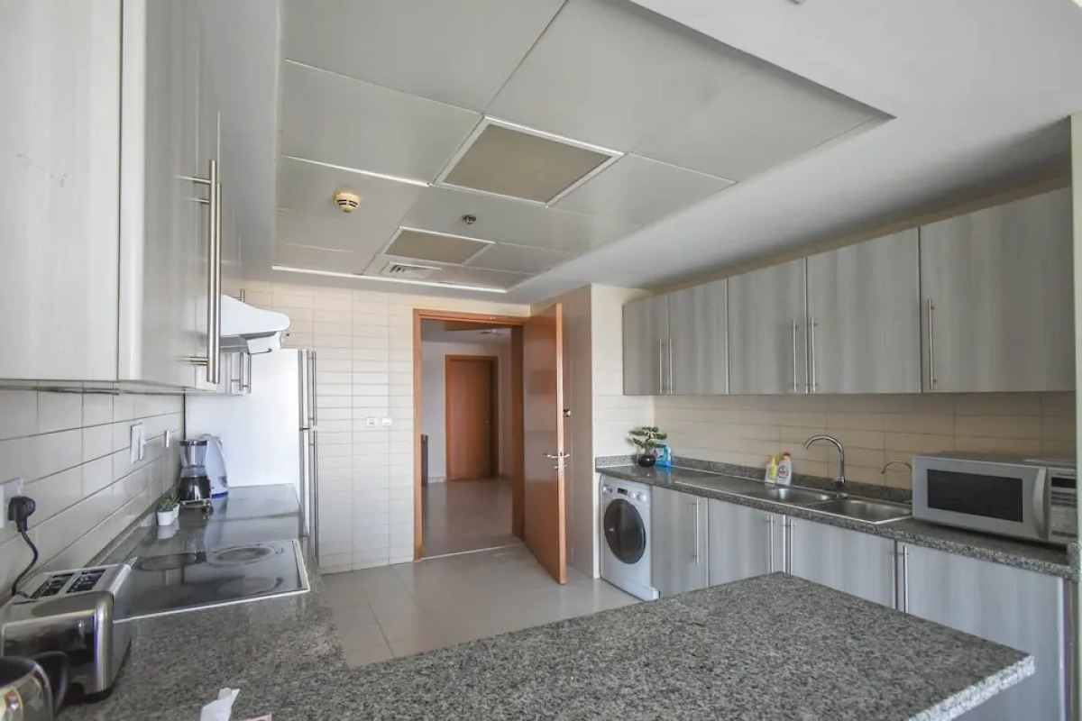 Airbetter - Madina Tower Cluster O JLT