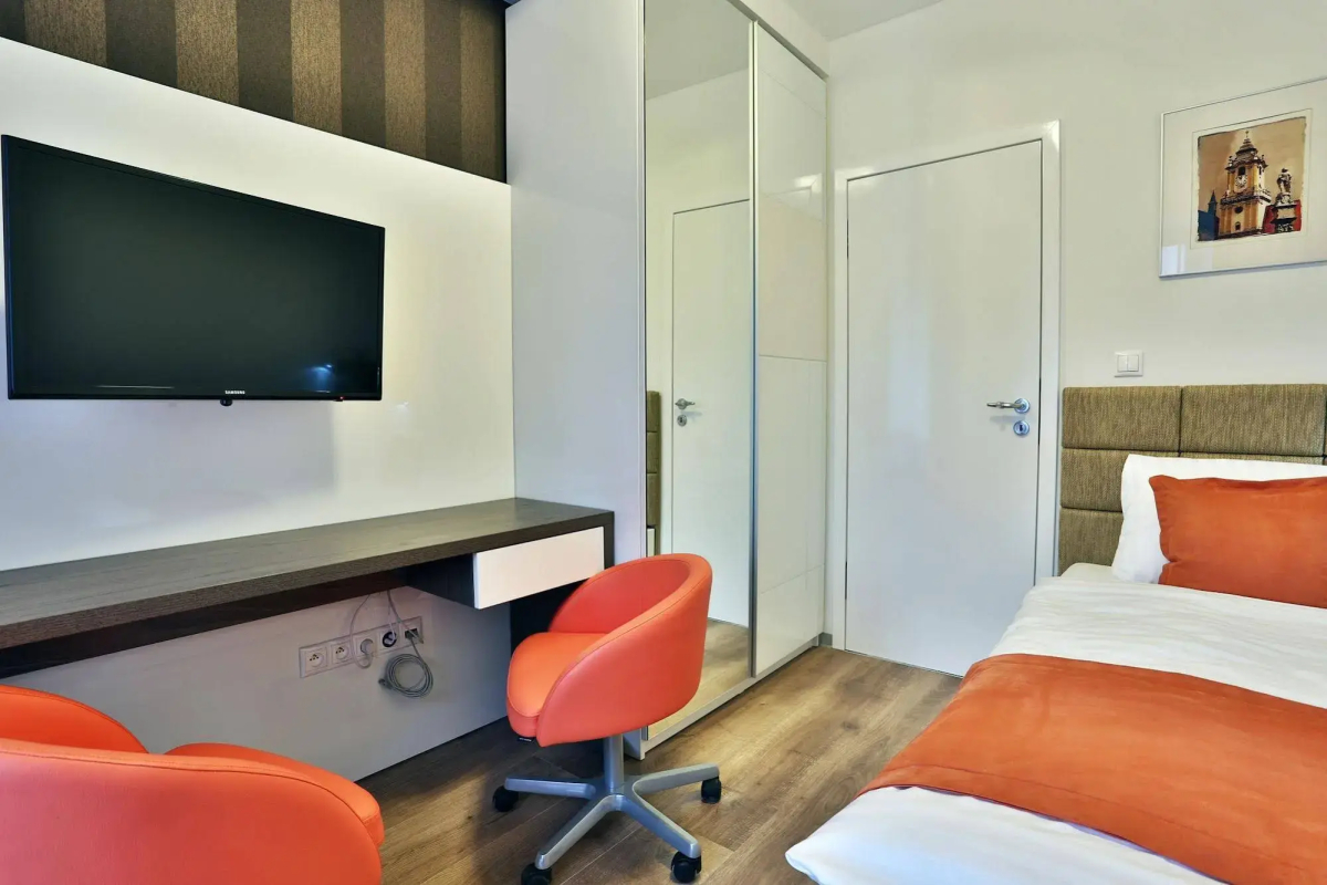 VIP Apartments