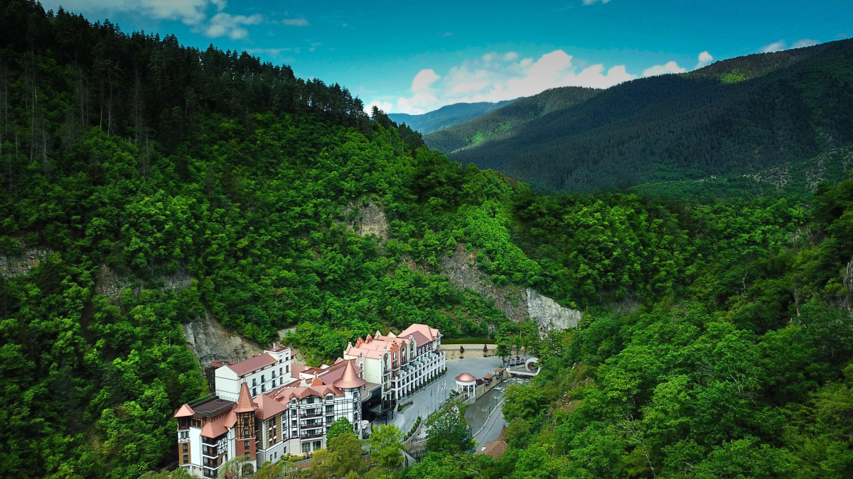 Отель Crowne Plaza Borjomi by IHG
