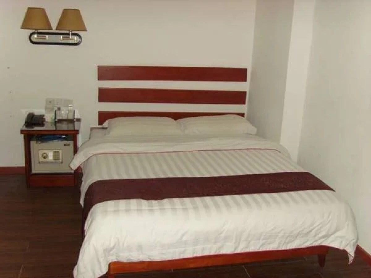 Heng Fu Lai Hotel - Huaguoshan Branch