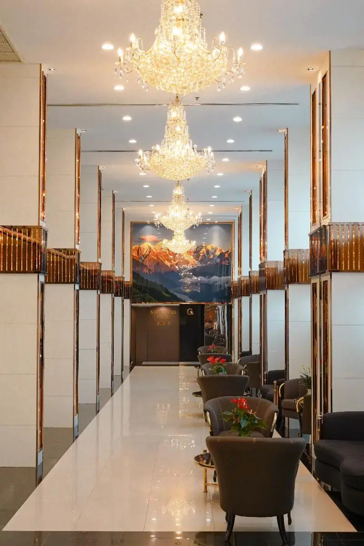 Golden Empire Suvarnabhumi Hotel