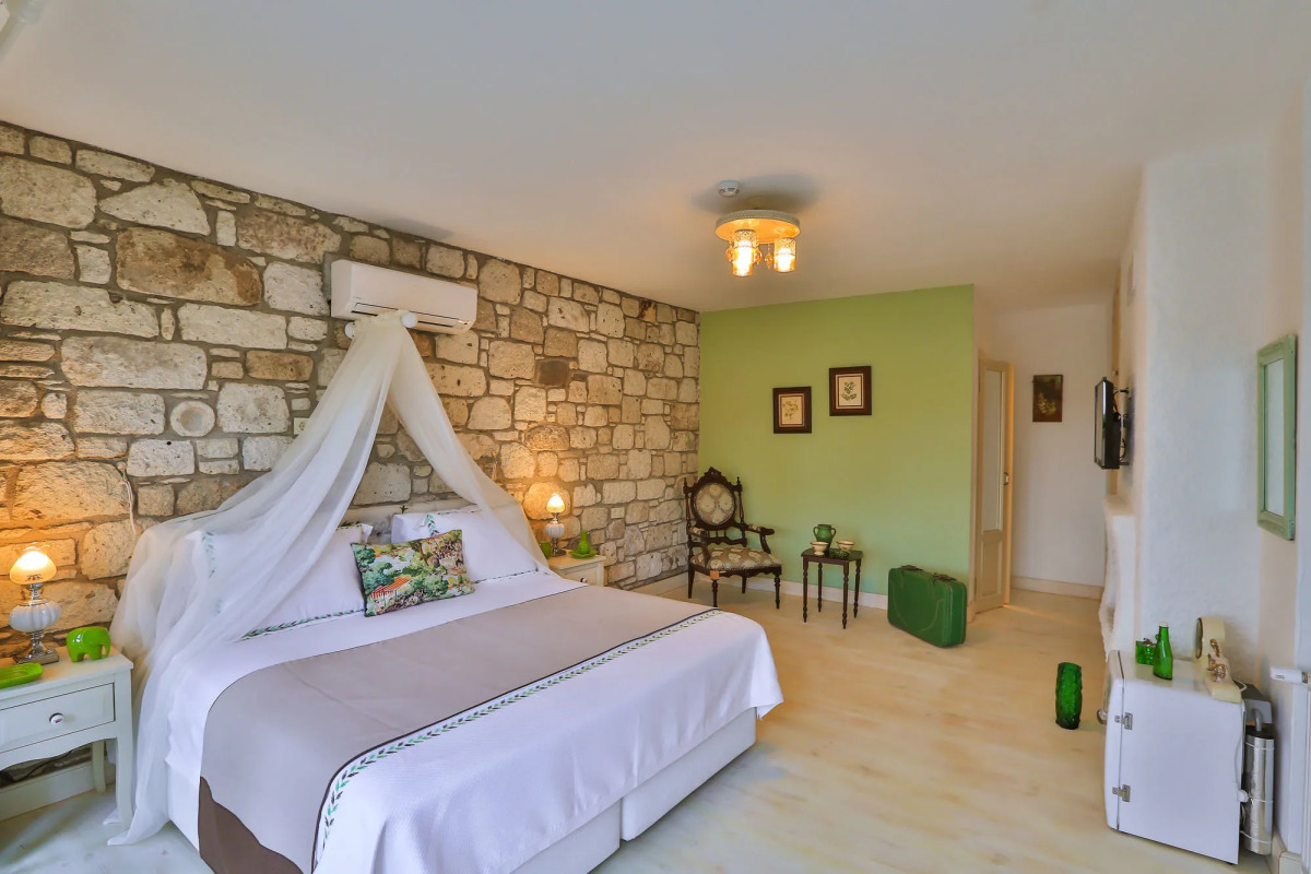 Palas Alacati - Adults Only