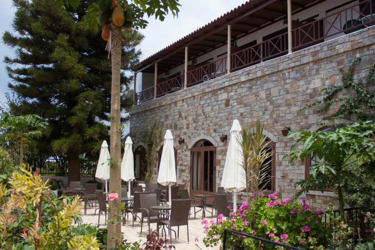Malia Holidays Hotel