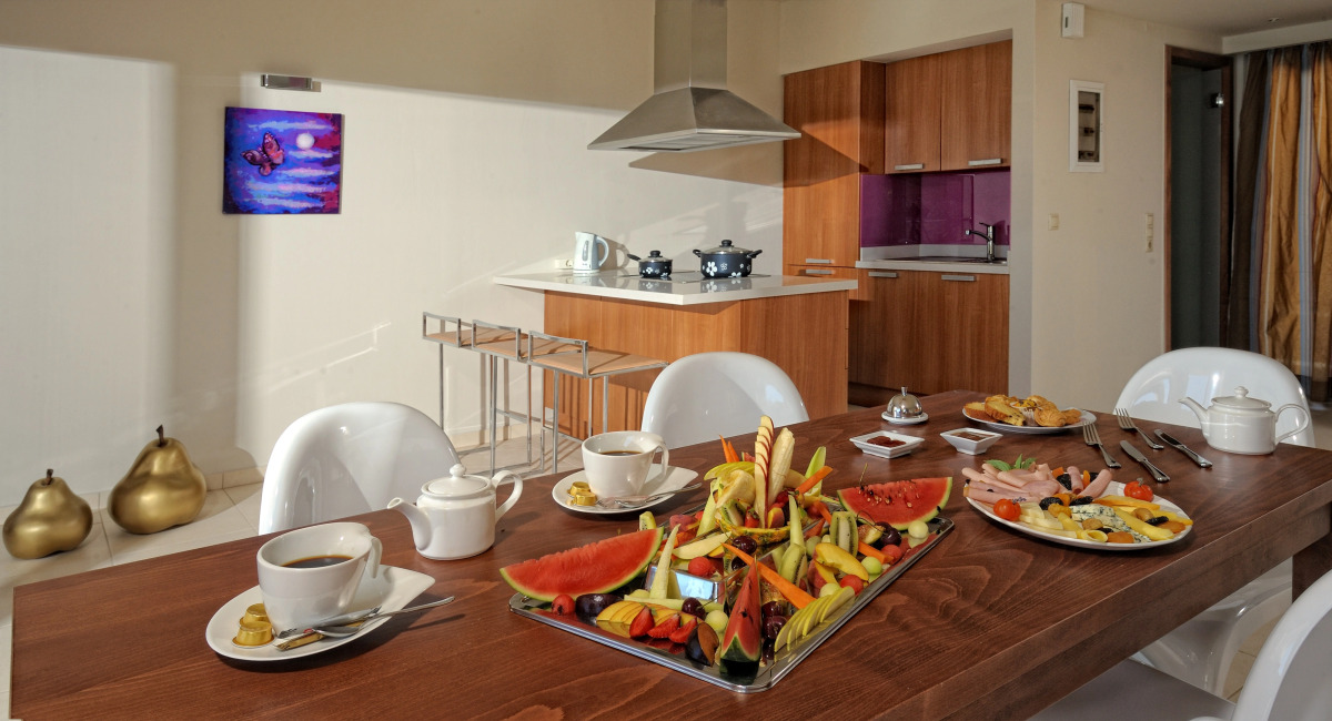 The Noverian Scenic Crete Hilltop Villa Resort & Spa