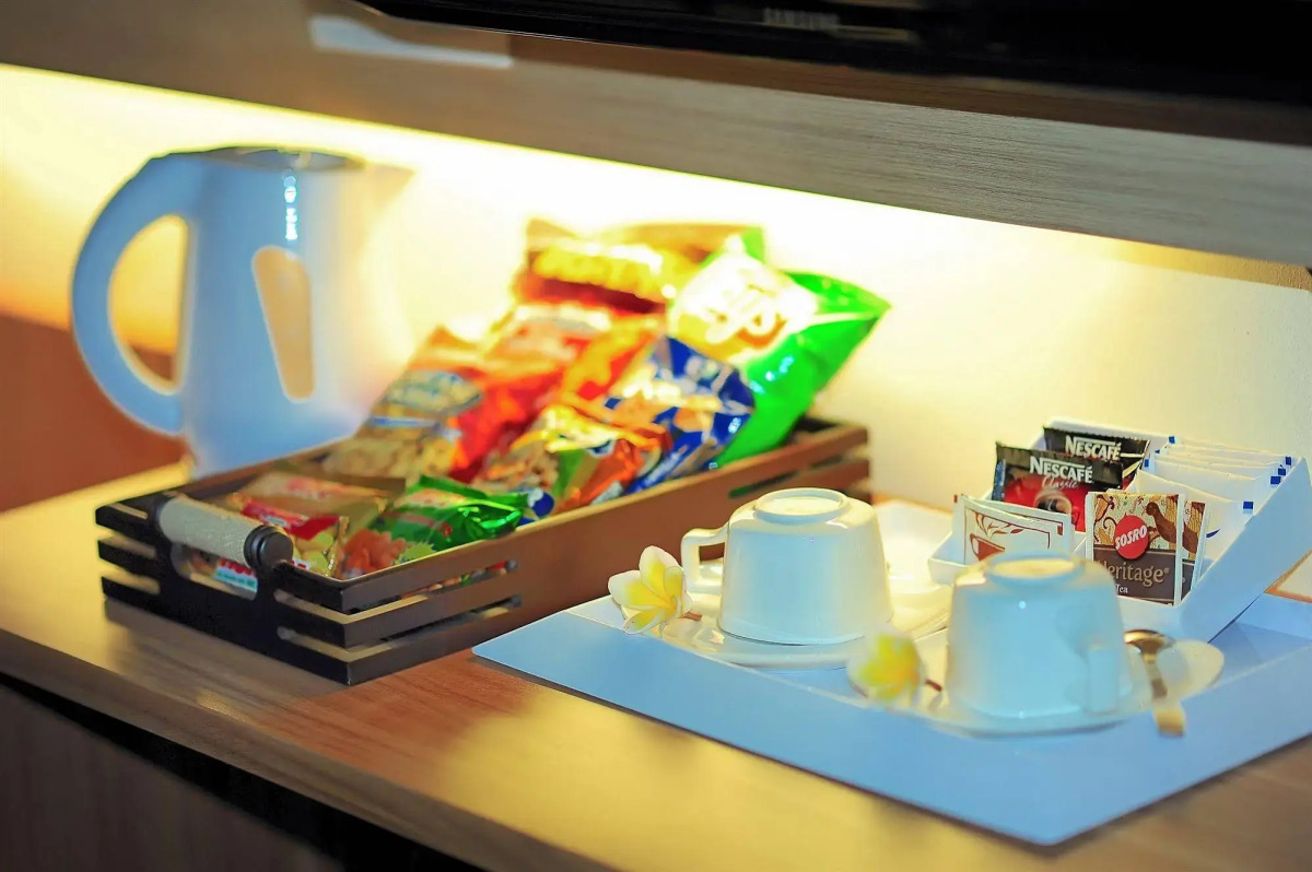 Alron Hotel Kuta Powered by Archipelago