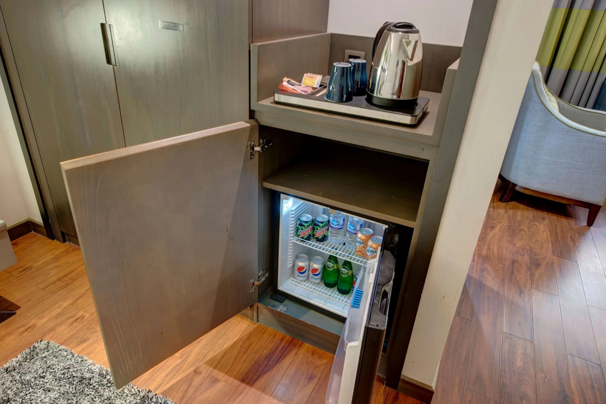 Howard Johnson Plaza By Wyndham Dubai Deira