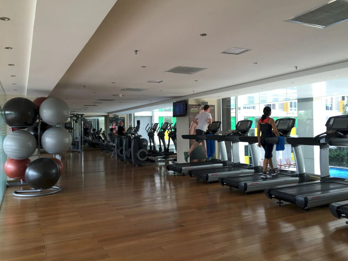 Bluesky Serviced Apartment Airport Plaza