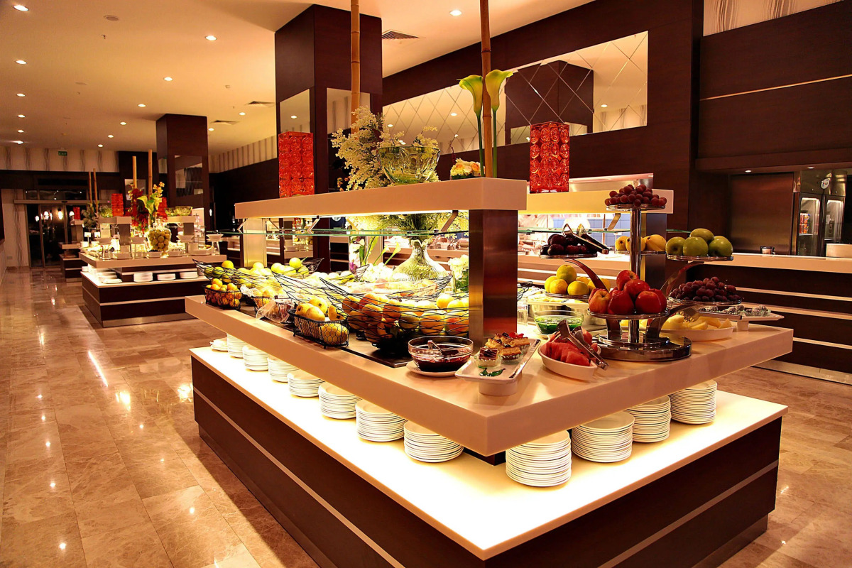 Cratos Premium Hotel & Casino