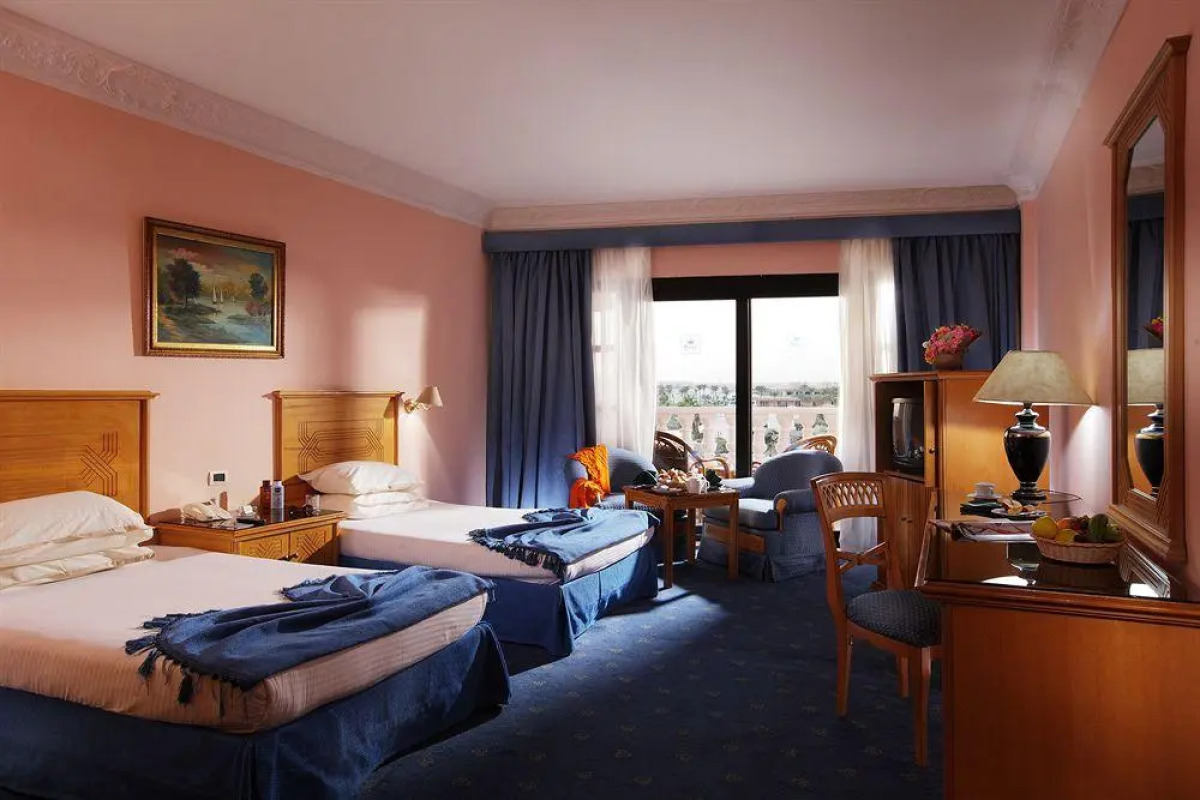 Golden 5 Al Mass Hotel