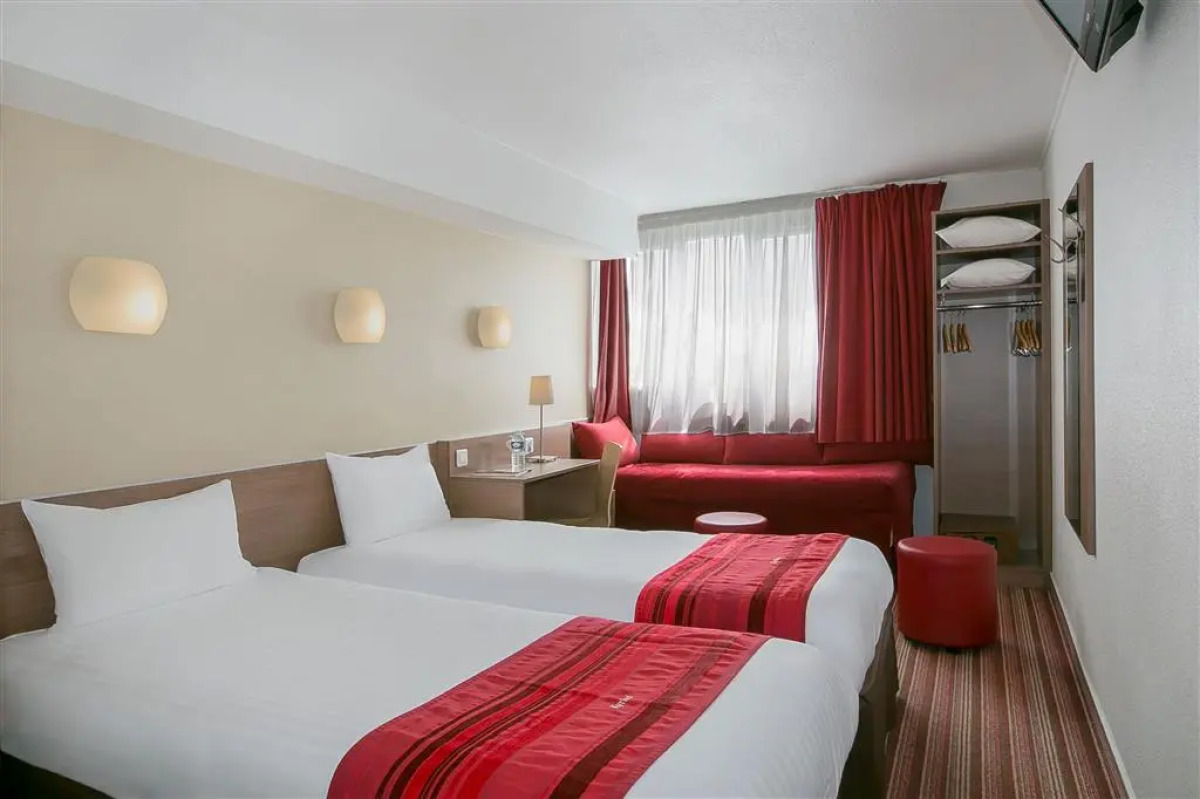 Campanile Paris 12 — Bercy Village