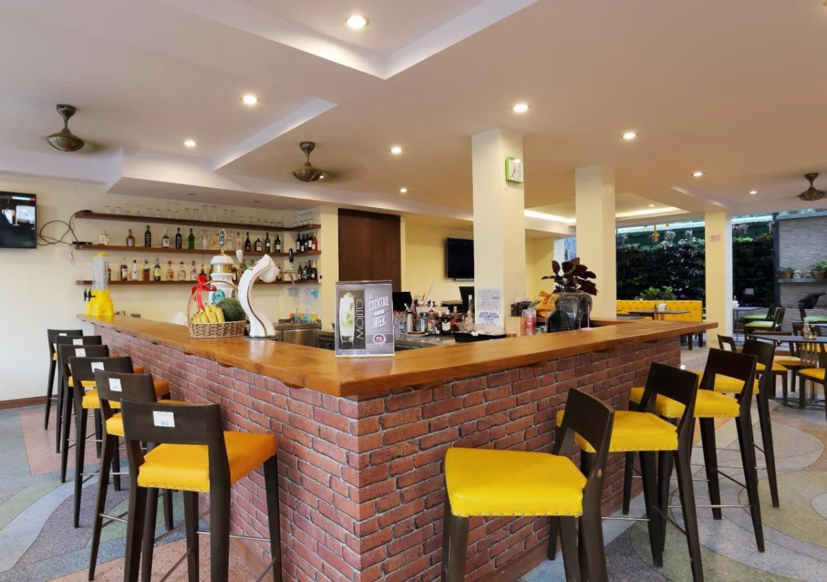 Отель On Hotel Phuket