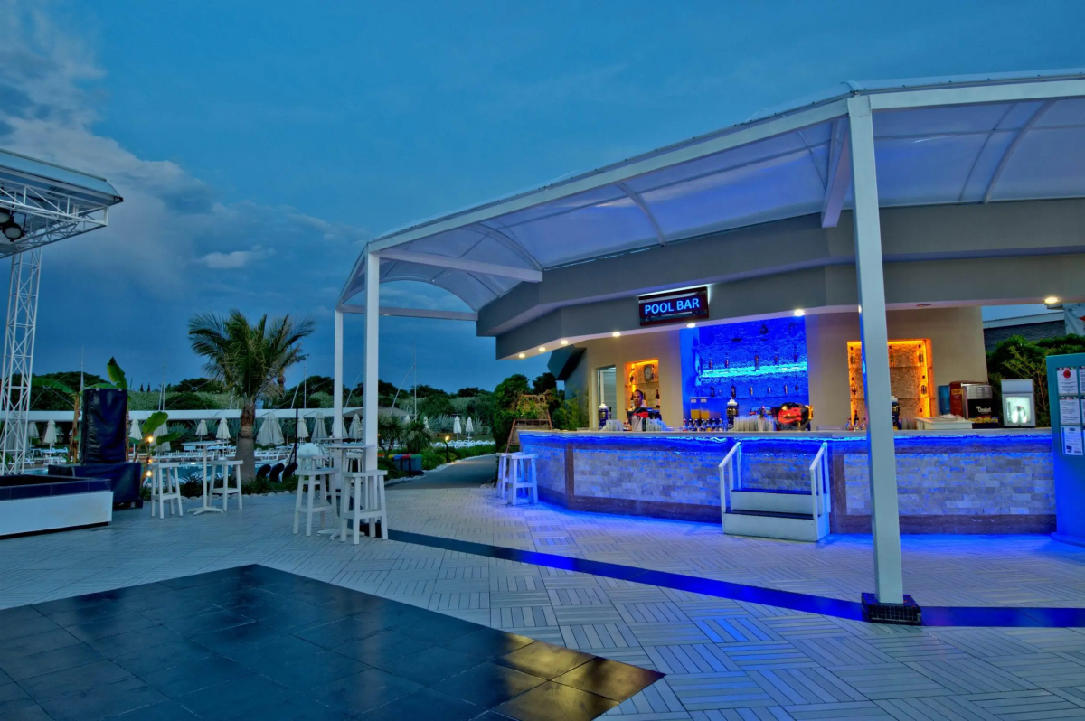 TUI BLUE Tropical