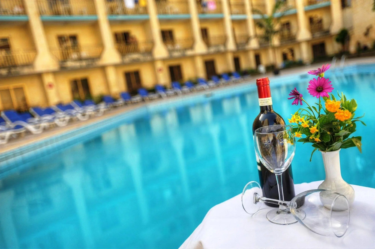 Blue Sea Bugibba Hotel & Apartments