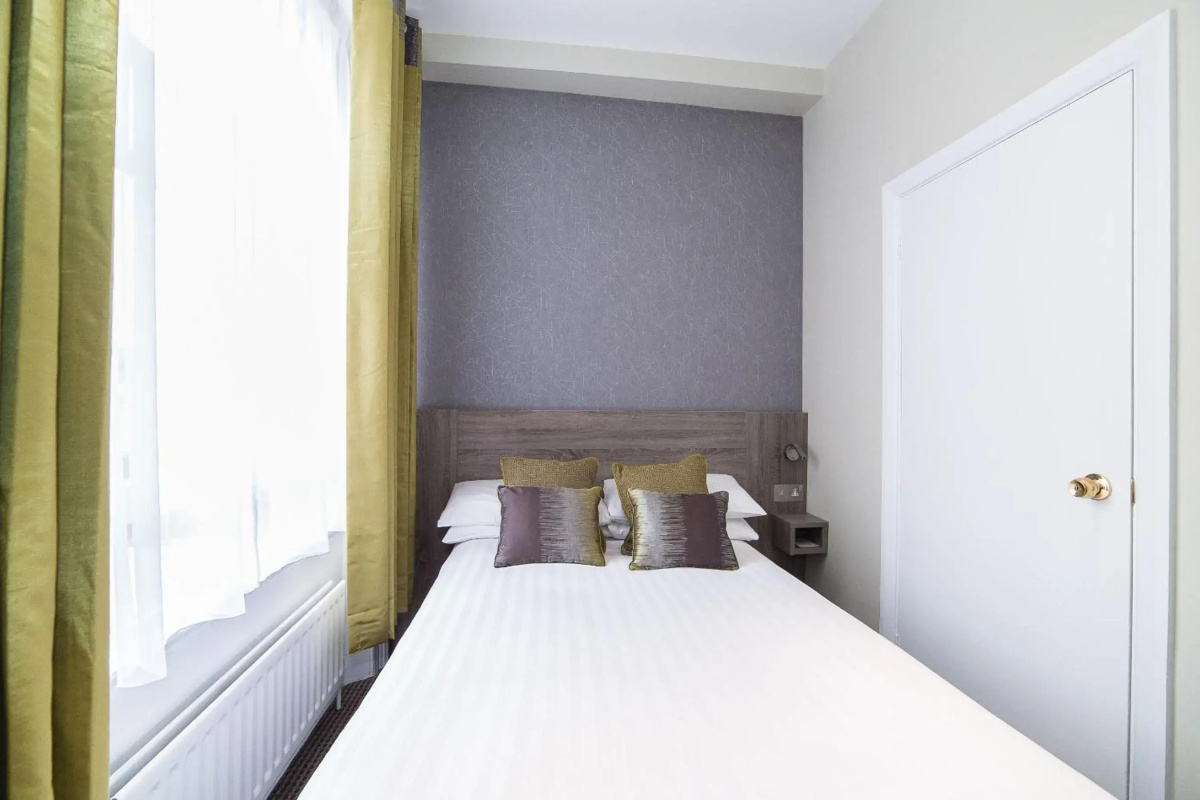 Phoenix Hotel