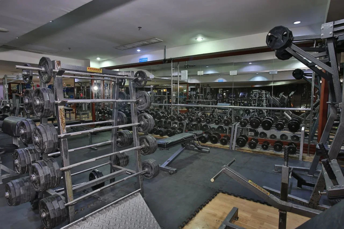 Crown Regency Hotel and Towers