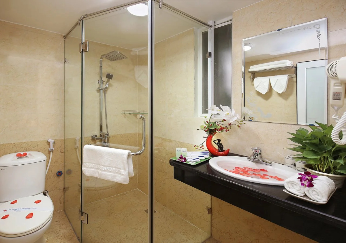 Aquarius Grand Hotel