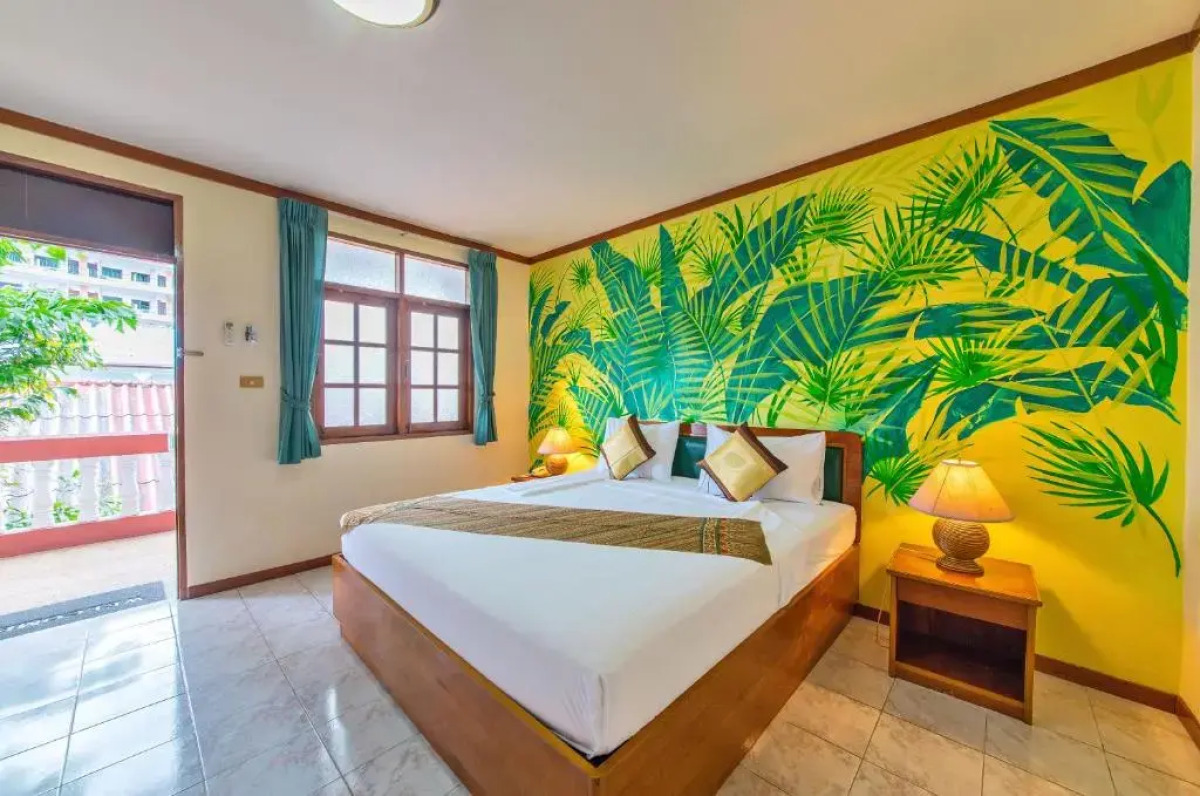 Panda Hotel（Patong Beach）