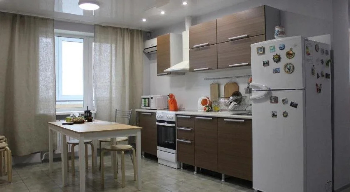 Chernyahovskogo Apartments 5v