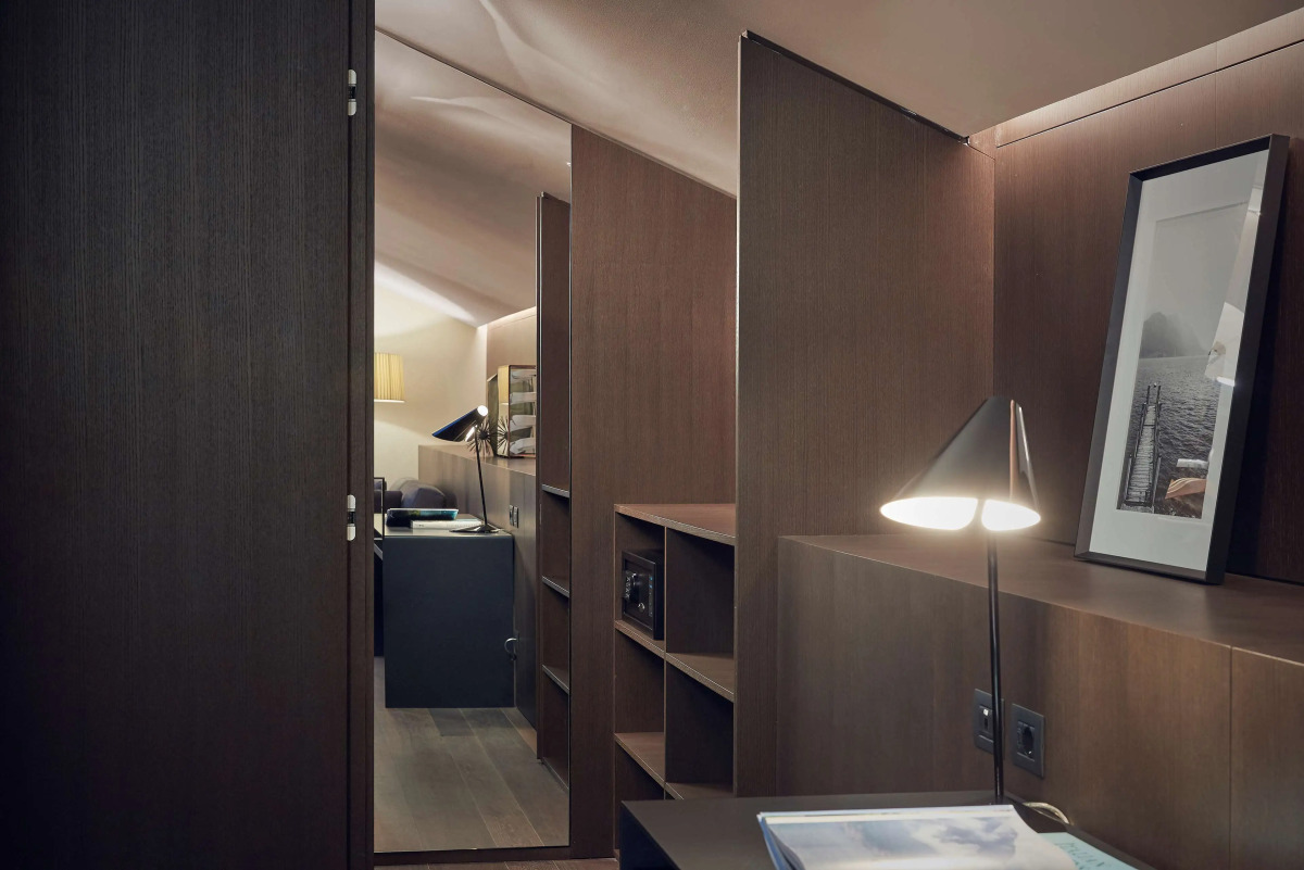 Отель Hilton Lake Como