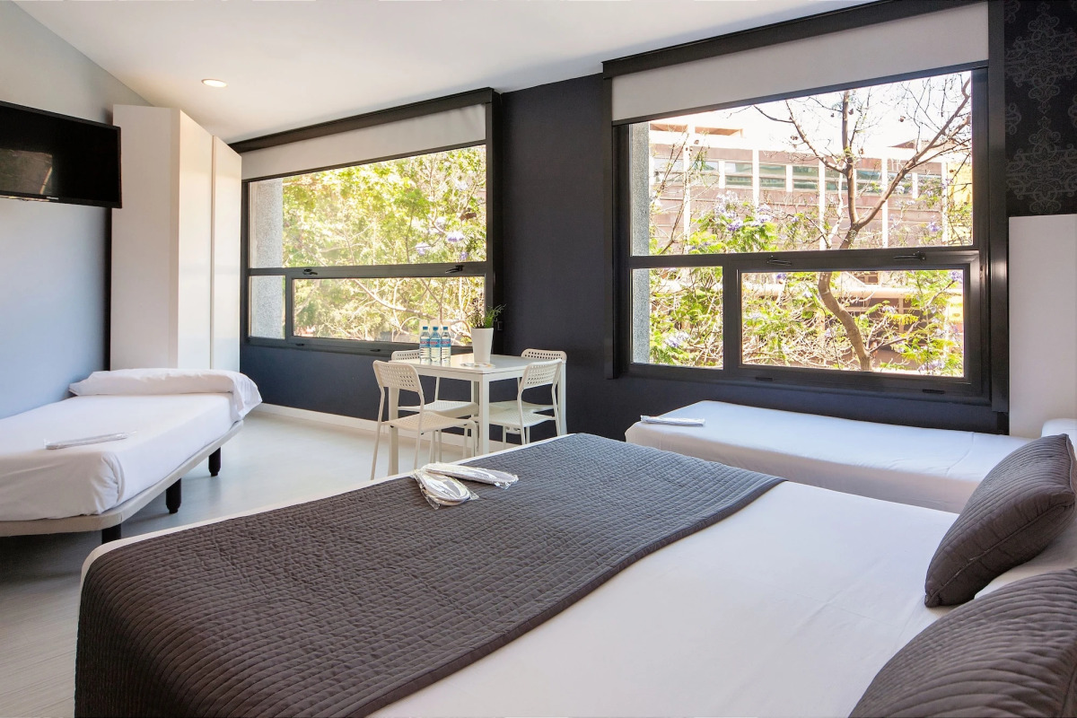 Отель Barna House Hotel