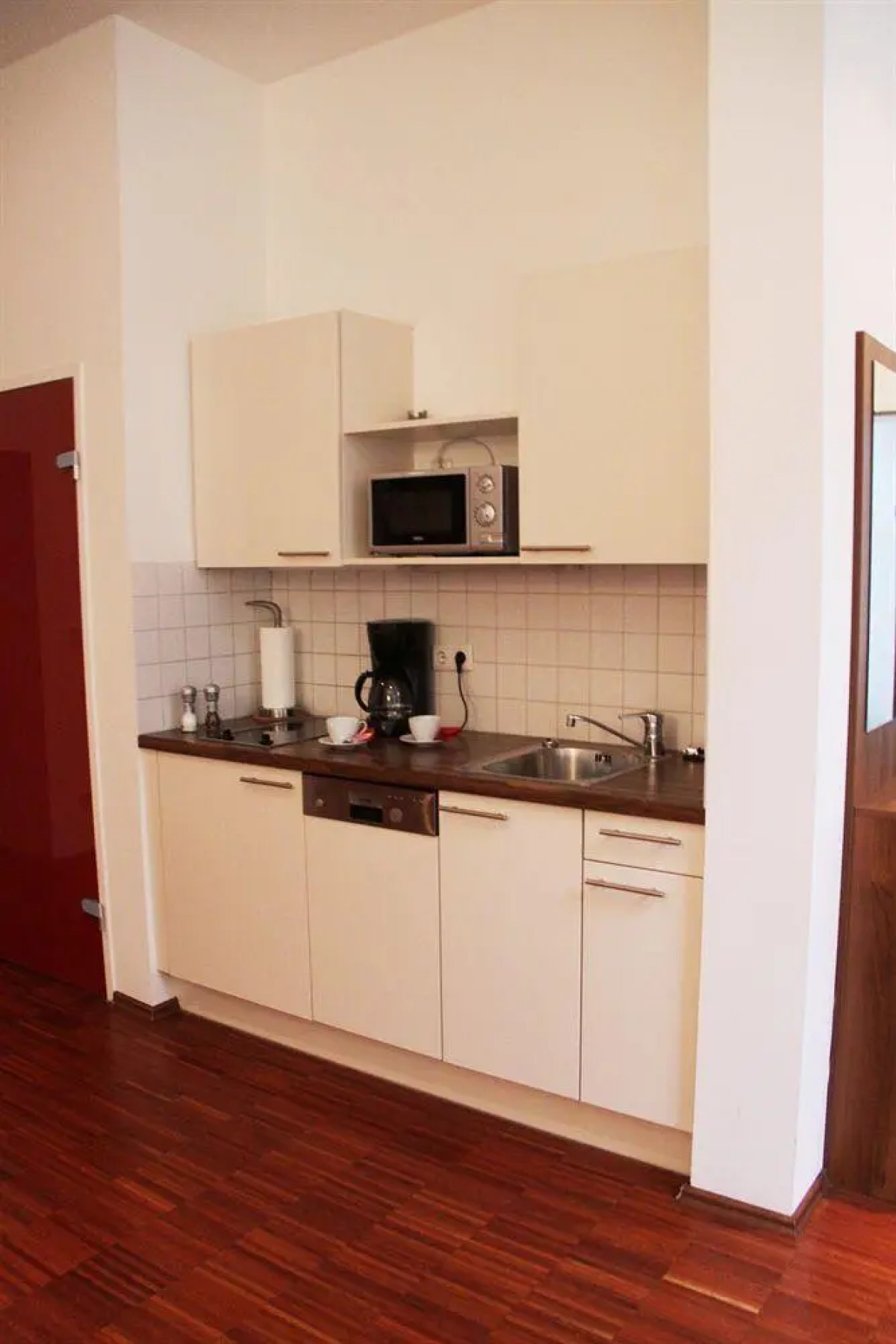 Modern City Apartment Near Central Park