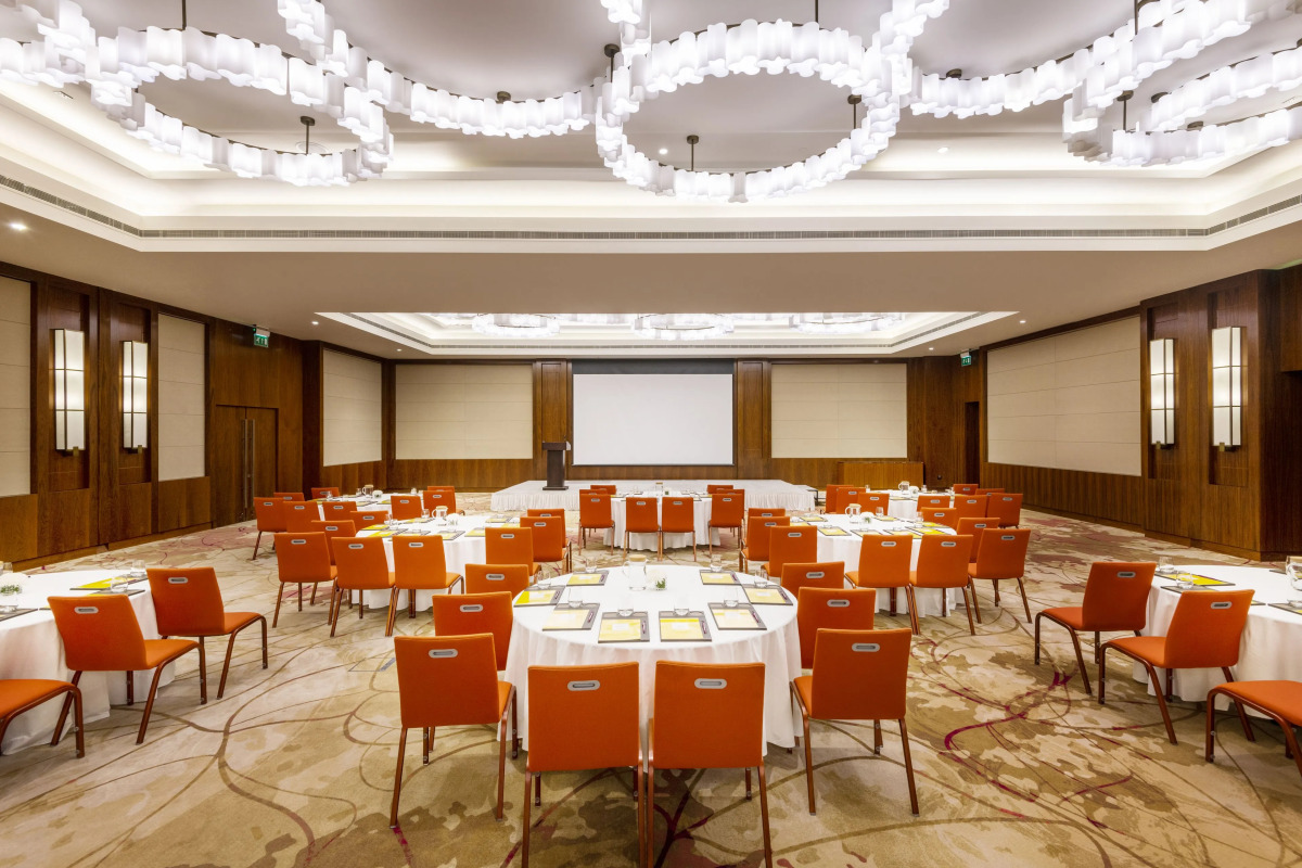 Crowne Plaza Muscat OCEC by IHG