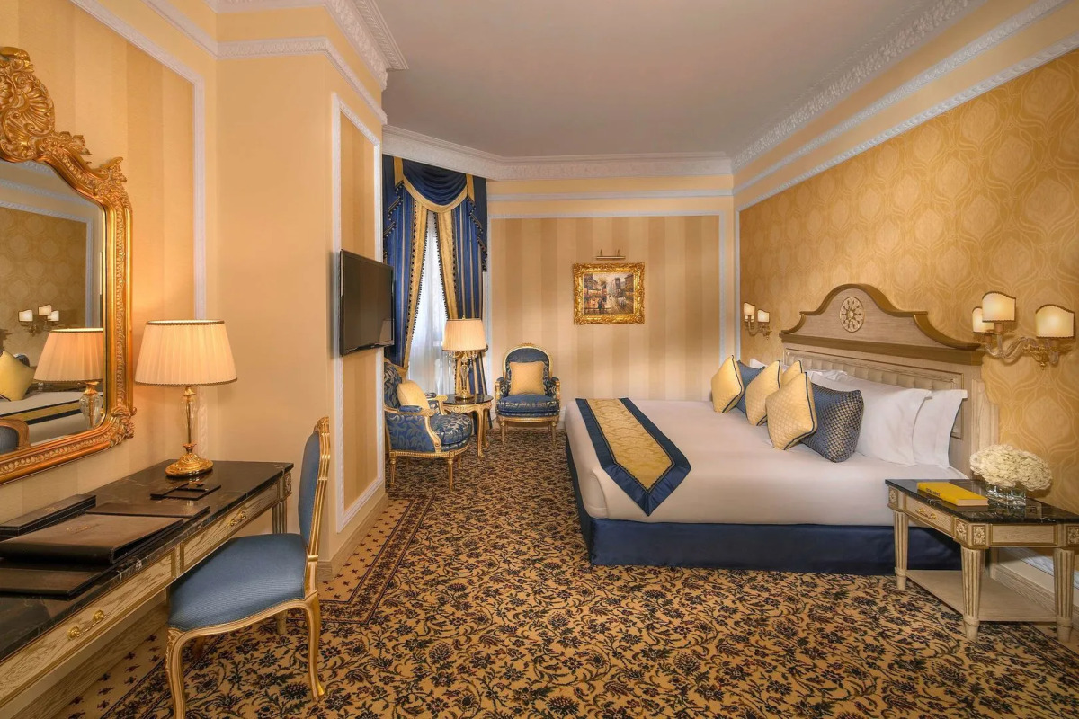 Royal Rose Abu Dhabi, a Curio by Hilton Affiliated Hotel