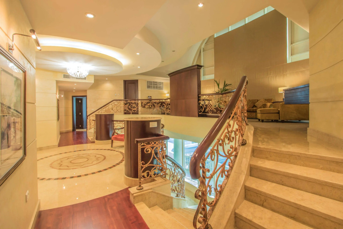 Отель Swissotel Al Murooj Dubai