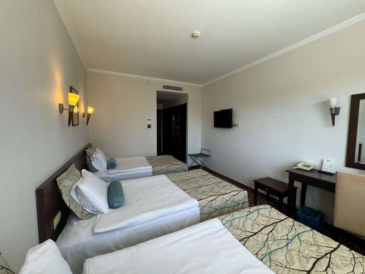 Best Western Plus Khan Hotel