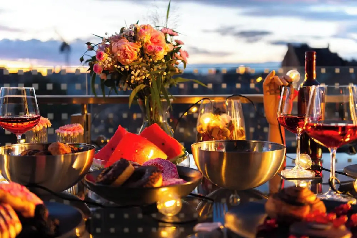 Elisabeth Downtown Apartments by UrbanRent