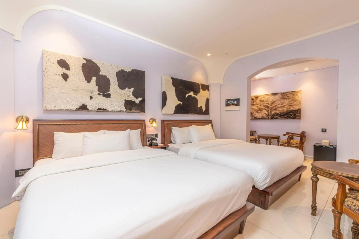 Le Mong Hotel
