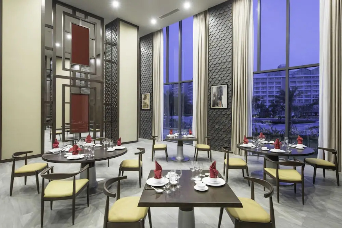 Отель Wyndham Grand Phu Quoc