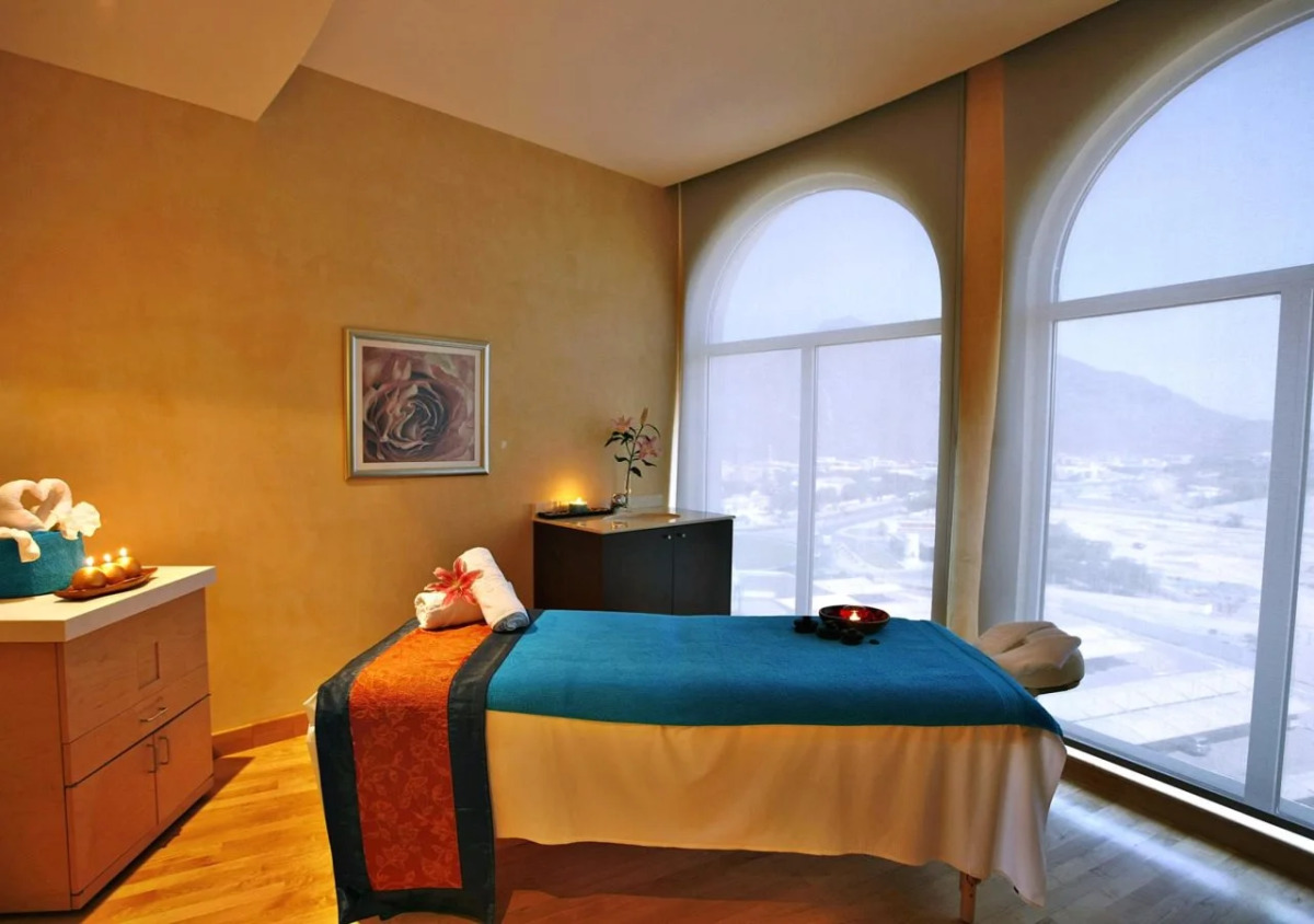 Курортный отель Oceanic Khorfakkan Resort And Spa