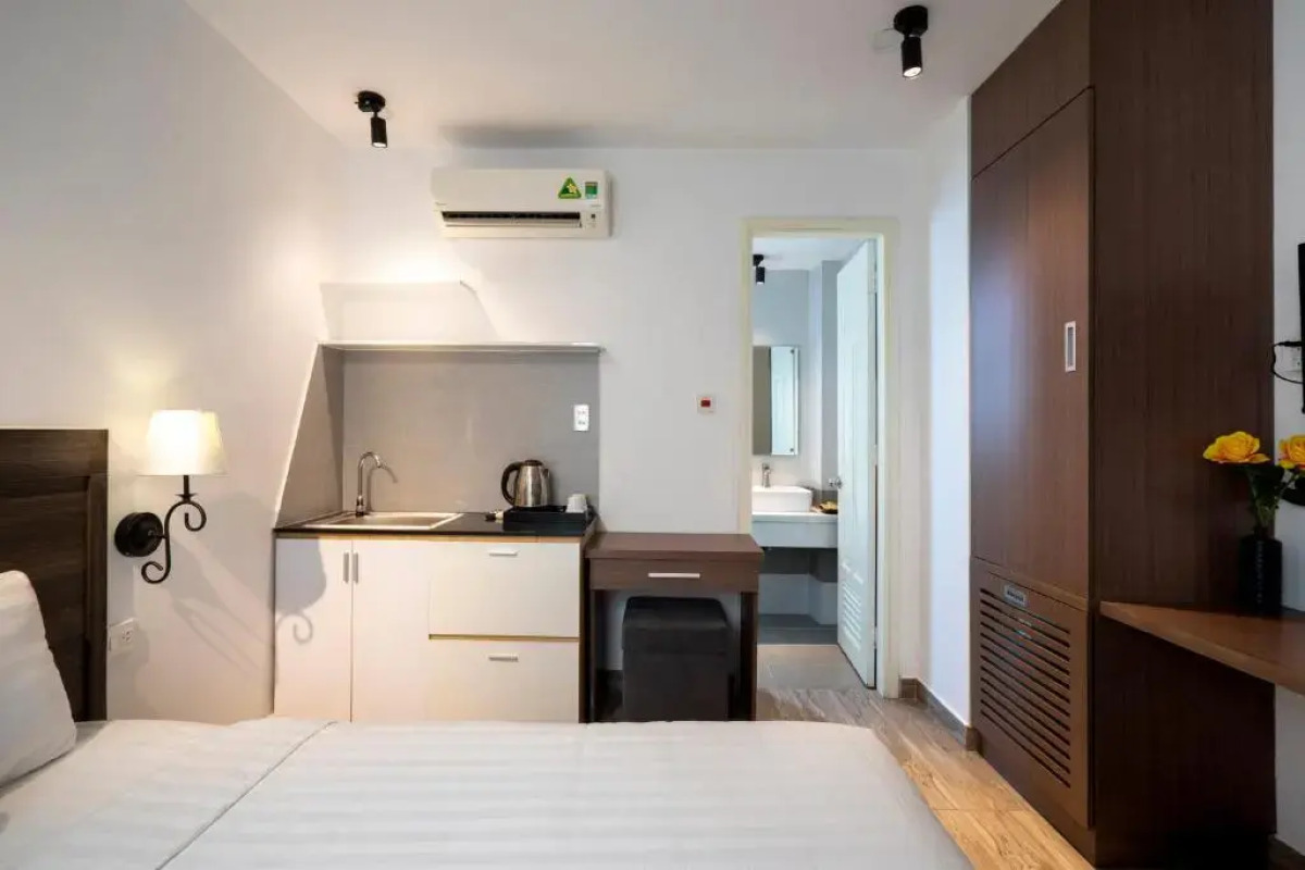 La Airport Tan Binh Hotel