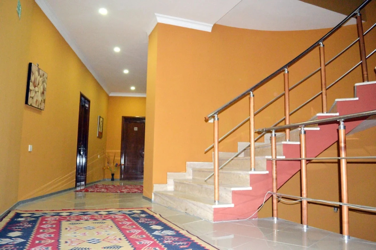 Kichik Gala Hotel