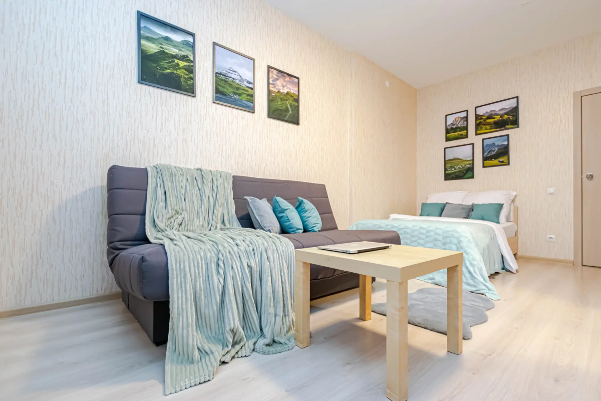 Cosmos (Космос) на улице Революции 52В