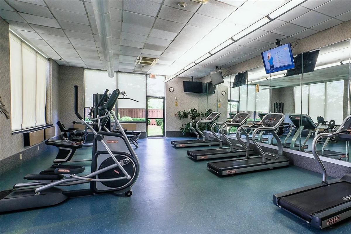 Holiday Inn Newark International Airport by IHG