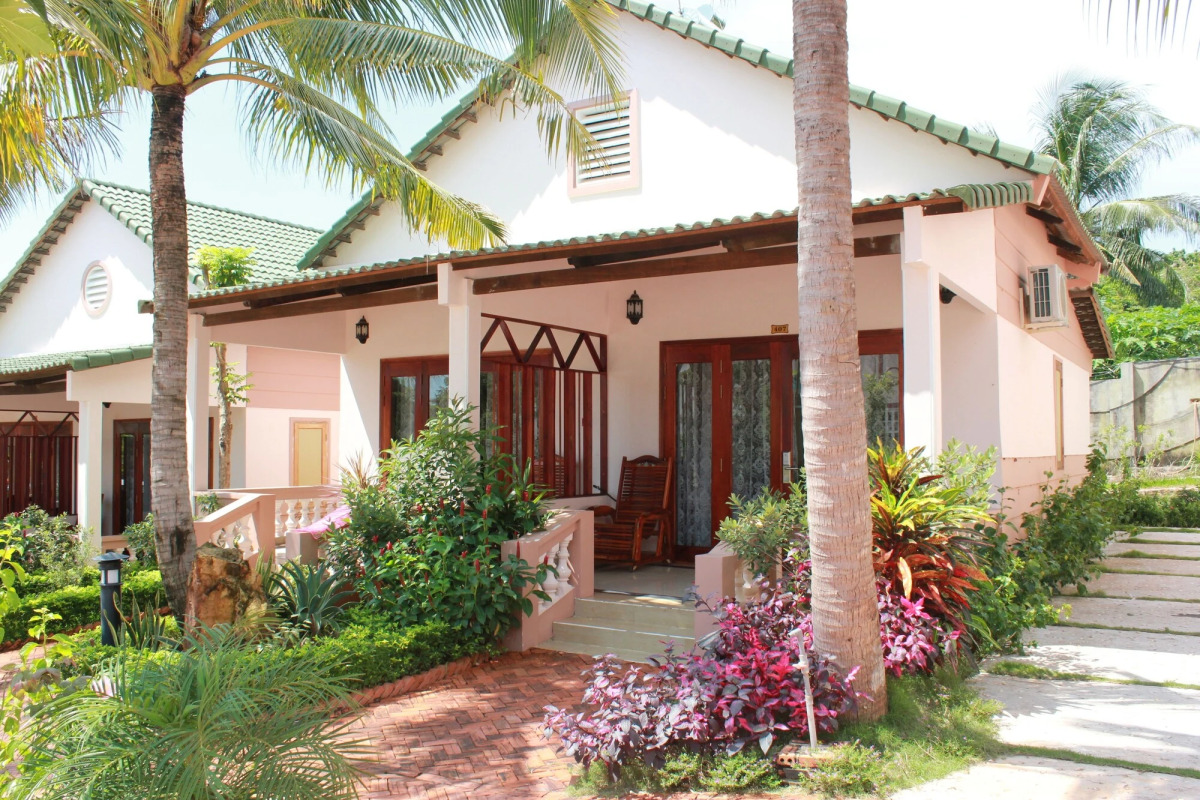 Phu Van Resort & Spa