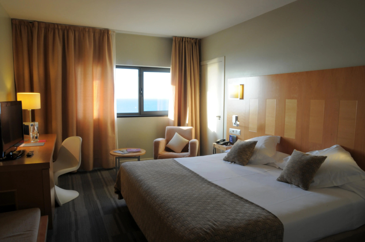 Occidental Atenea Mar- Adults Only