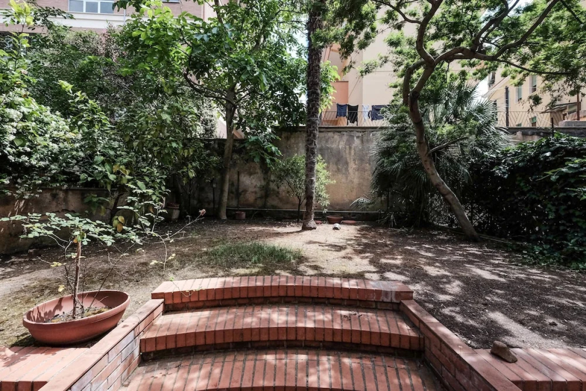 Lush Garden Steps Away from Great Park