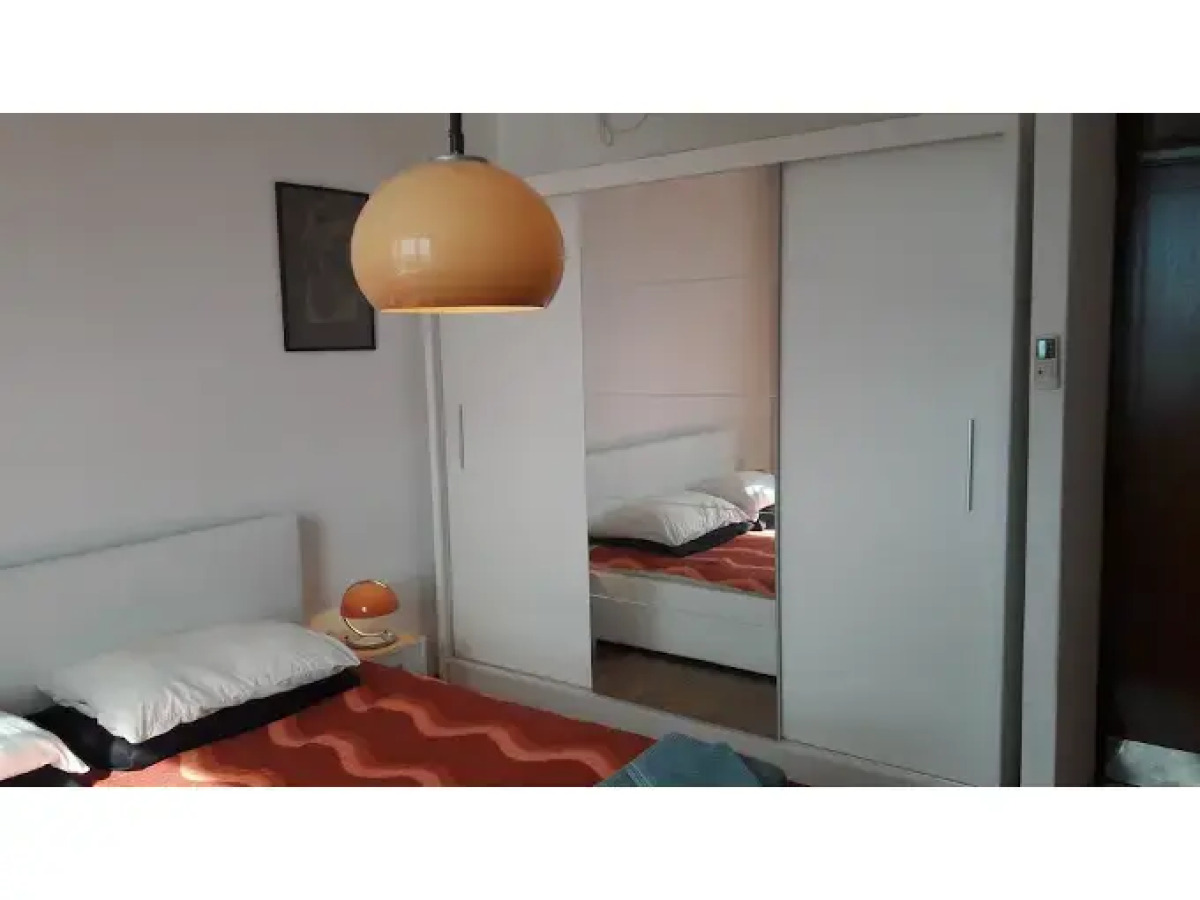 Apartment & Rooms House with Garden