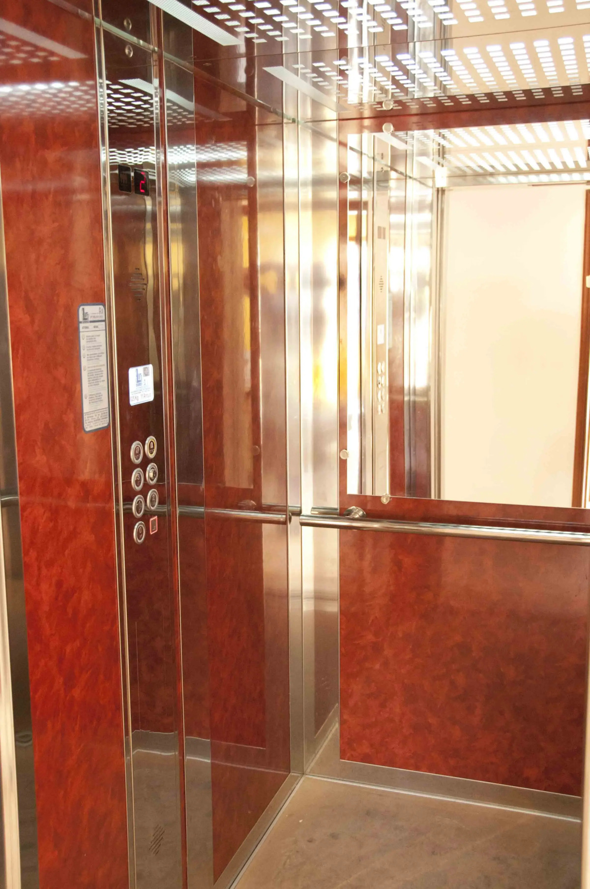 Louladakis Apartments