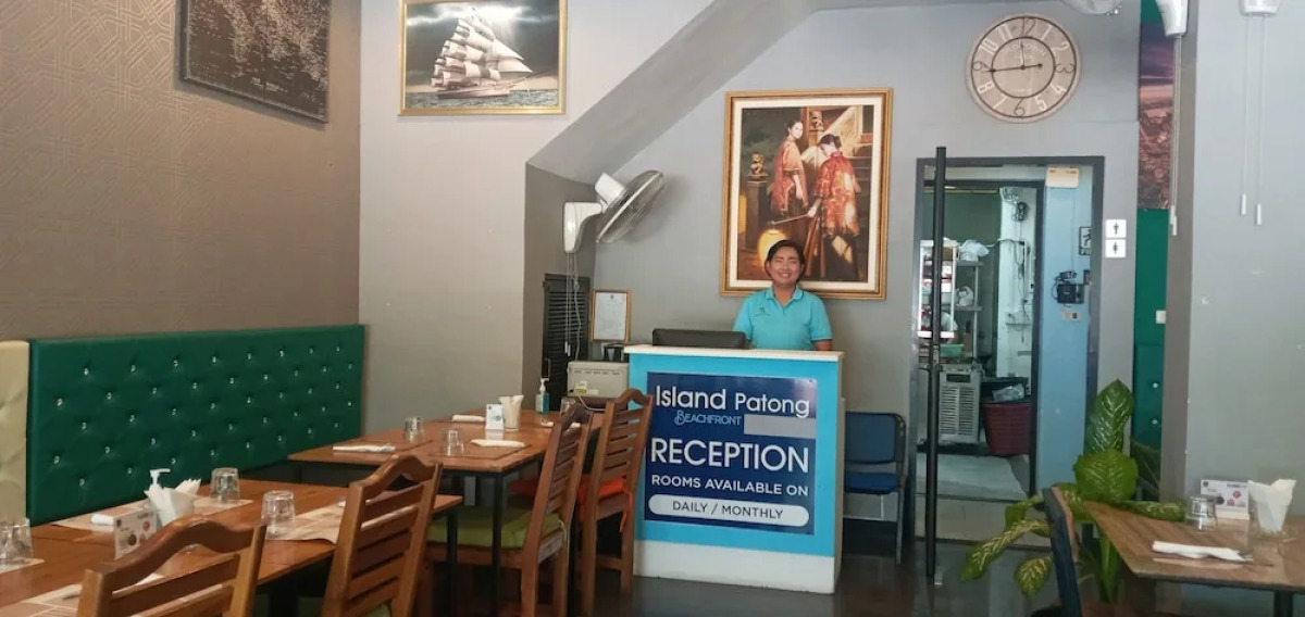 Island Patong Beachfront Apartments