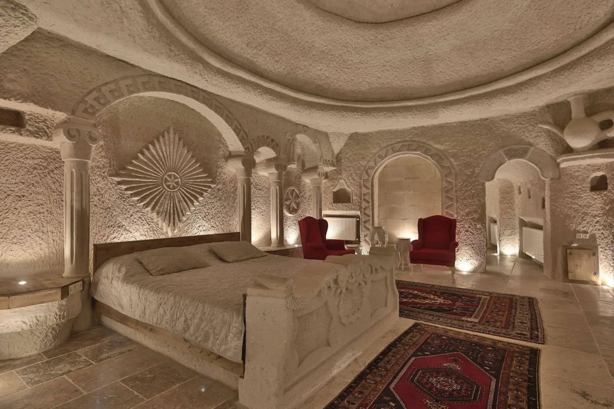 The Village Cave Hotel