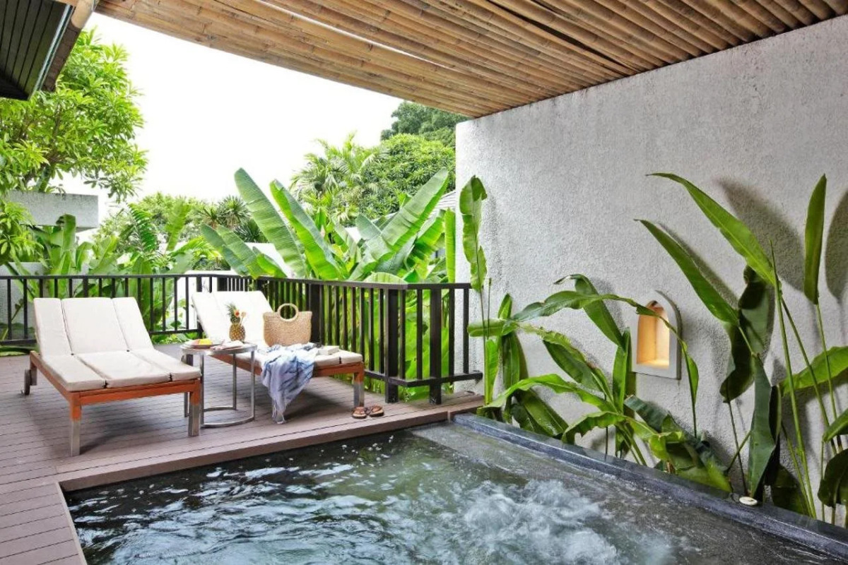 Sareeraya Villas & Suites