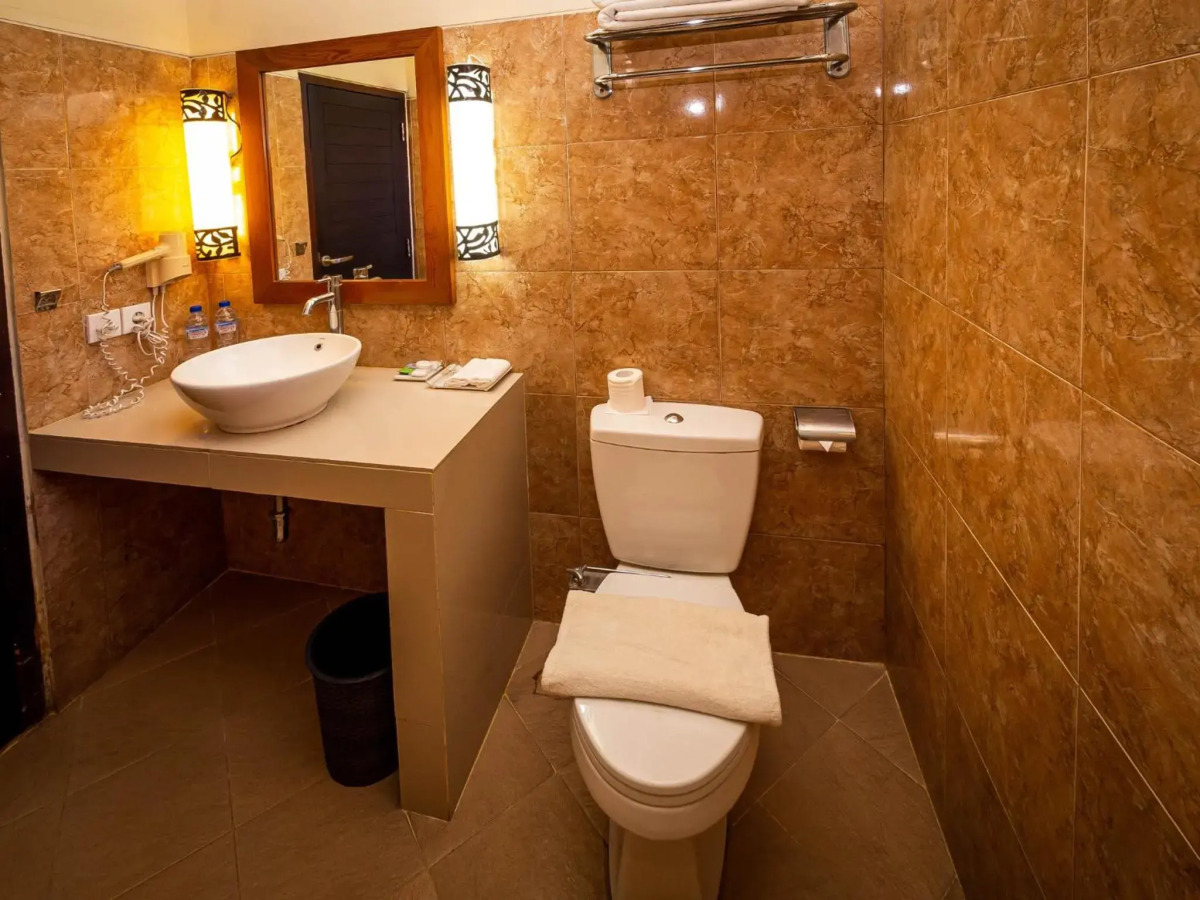 Yulia Beach Inn Kuta